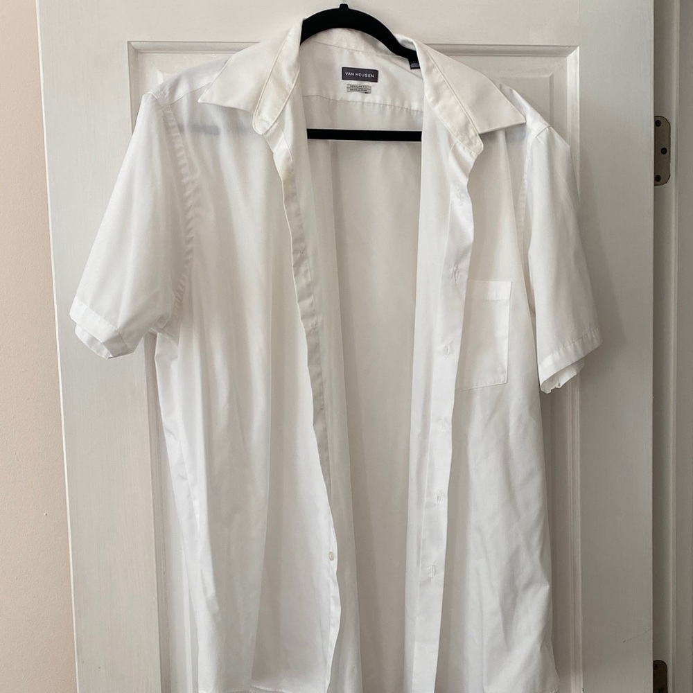 Van Heusen Men's White Short Sleeve Shirt